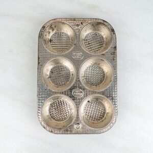 Vintage EKCO OVENEX Muffin Cupcake Pan Tin Checkered